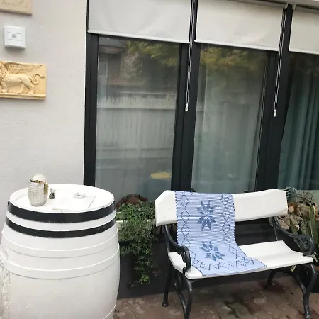 Debreceni Nagyerdei Rosehill 2 Greatforest Rosehill 2 Free Parking -bmw-auguszta Klinika- Debrecen